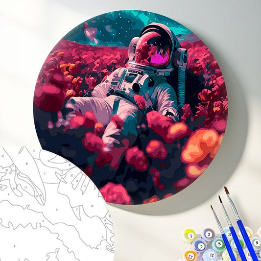 Круглая картина по номерам Астронавт в поле цветов