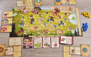 Настольная игра Гравити Фолз от Sovabooks, семейная игра с яркими иллюстрациями и логическими заданиями.