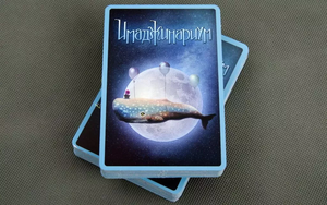 Настольная игра Имаджинариум. Детство от Sovabooks — развивающая семейная игра для детей и взрослых, на изображении коробка игры.