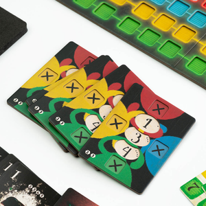 Кіт у коробці (УКР)