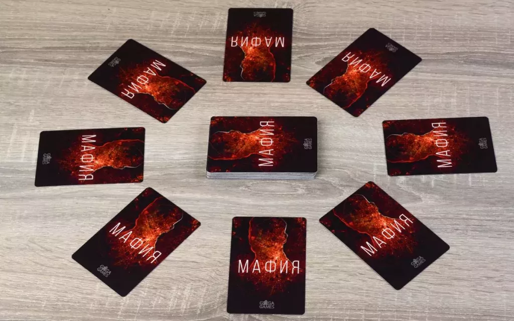 Настольная игра Мафия Большой город от SOVABOOKS, изображение коробки классической игры для компании и развлечений
